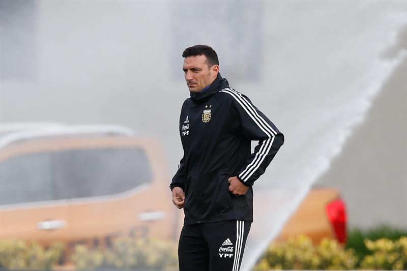 Lionel Messi lideró una nueva práctica de la selección argentina