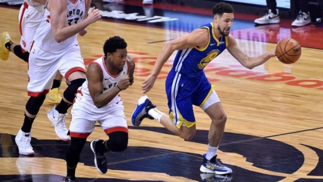 Golden State Warriors y Toronto Raptors disputan la tercera final de la NBA