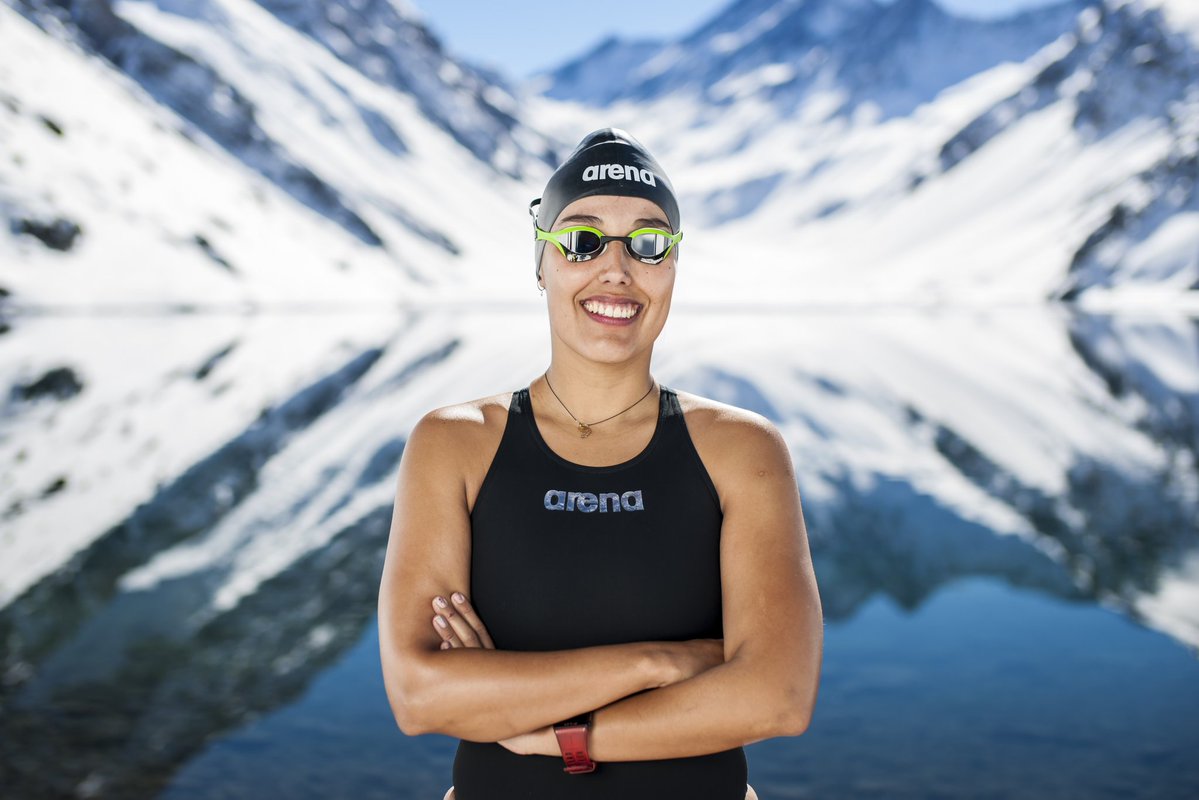 Bárbara Hernández se convirtió en la primera chilena en cruzar el Canal de Catalina en Estados Unidos