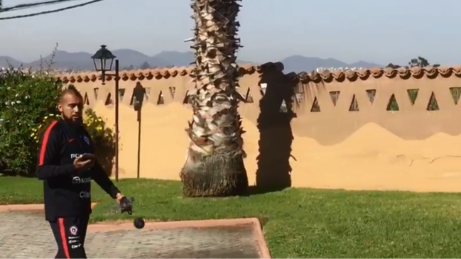 Seleccionados compartieron con hinchas de la Roja en La Serena