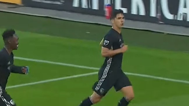 Sangre fría: Felipe Gutiérrez marcó dos goles de penal en la MLS