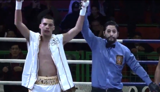 Javier “Polvorita” Labra debutó profesionalmente con triunfo por KO técnico