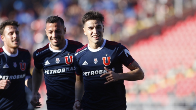 Nicolás Oroz anotó un golazo de zurda en favor de Universidad de Chile sobre Rangers