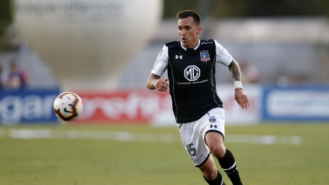 Mouche se quejó del campo sintético de Puerto Montt: “Es una mierda jugar en estas canchas”