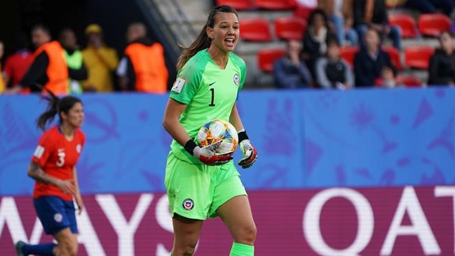 Las definiciones de Christiane Endler: Centroderecha, a favor del aborto y matrimonio igualitario