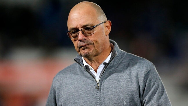 Alfredo Arias tras empate con Rangers: Me voy preocupado porque jugamos mal