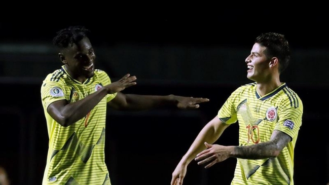 Colombia sufrió para vencer a una ordenada Qatar y clasificó a cuartos en Copa América