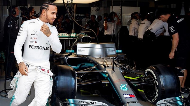 Mercedes y Lewis Hamilton dominaron la primera práctica en Francia