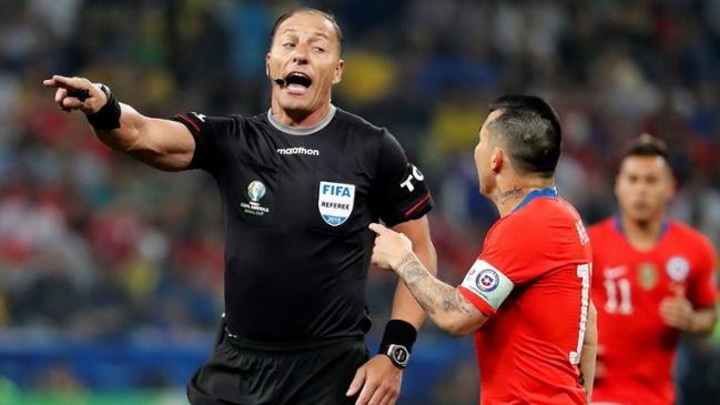 Los dos gritos de “gol” de Chile ante Colombia que arruinó el VAR