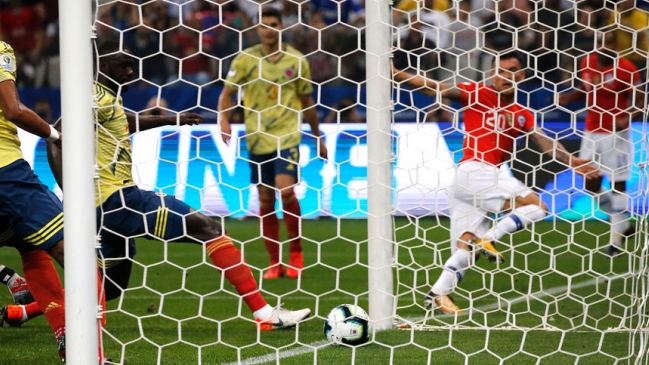 Charles Aránguiz: “El equipo está con mucha confianza y muy unido”