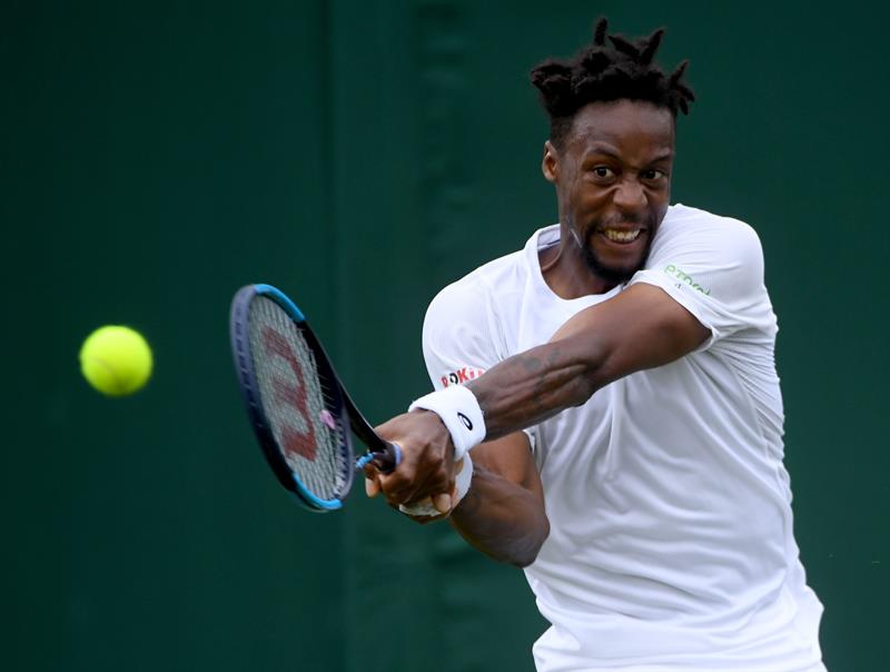 Derrotas de Zverev y Tsitsipas marcaron la primera jornada de Wimbledon