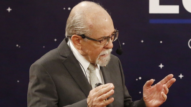 José Maza: Me emociona mucho saber que podría llevar más gente al estadio que la UC