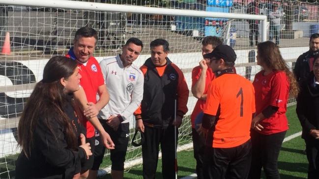 Plantel de Colo Colo recibió la visita de equipo chileno que practica goalball