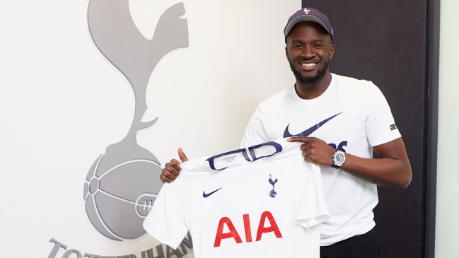 Tottenham fichó al francés Tanguy Ndombele a cambio de 60 millones de euros