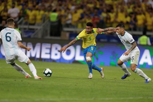 Brasil golpeó la defensa de Argentina en el Mineirao con gol de Gabriel Jesús