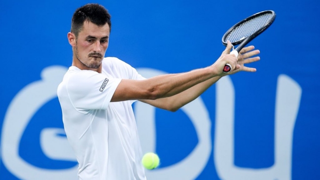 Bernard Tomic fue multado en Wimbledon por no cumplir los estándares profesionales