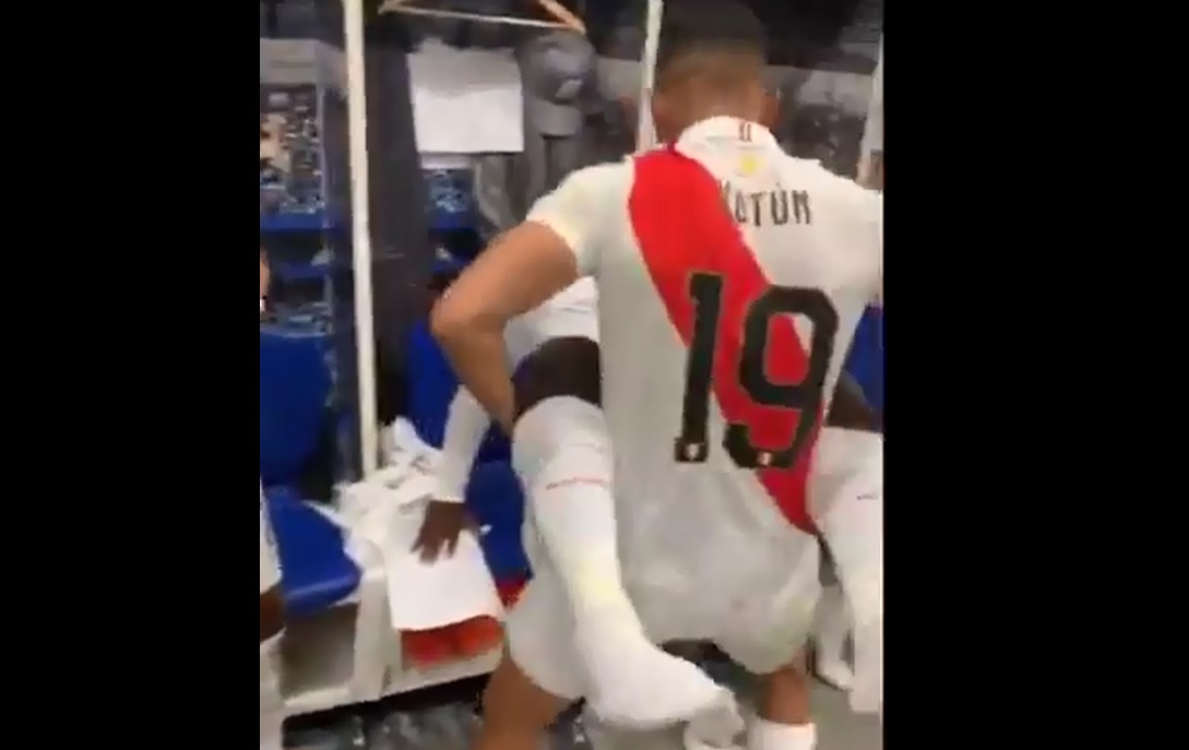 La alocada celebración en el camarín de Perú tras vencer a la Roja en Copa América
