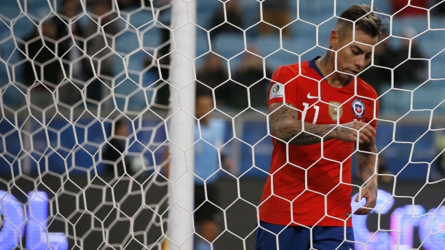 El histórico Sergio Navarro cargó contra Eduardo Vargas por el penal: “Fue vergonzoso”