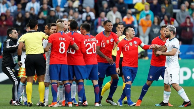 El Uno a Uno de Chile ante Argentina: El descontrol perjudicó a la Roja