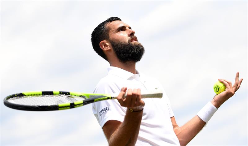 Djokovic, Federer y Nadal siguen firmes en Wimbledon