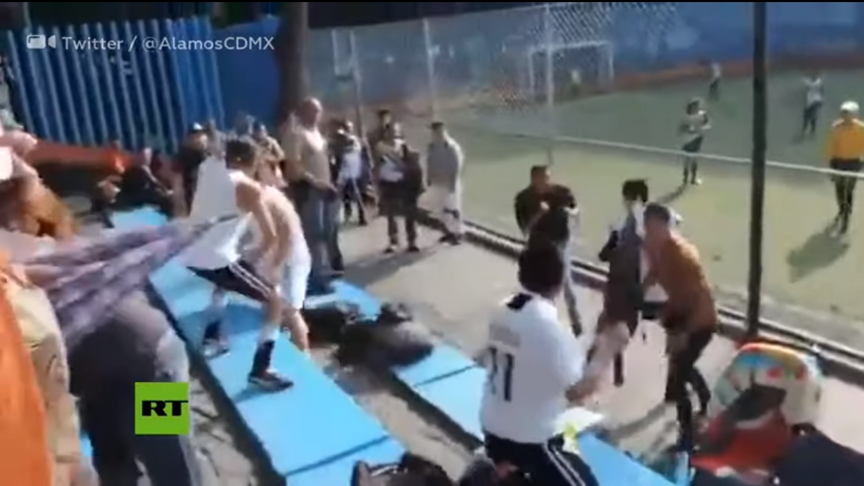 Padres protagonizaron brutal pelea durante partido de fútbol infantil en México