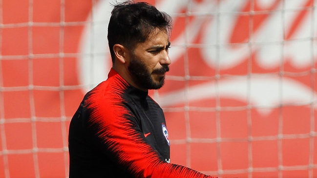 Se intensificó polémica en Argentina por comentarios de Johnny Herrera sobre reclamos de Messi