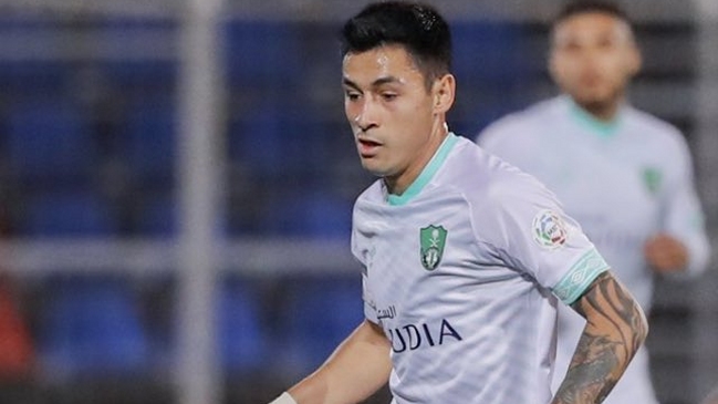 Necaxa hizo oficial el fichaje de Claudio Baeza procedente de Al-Ahli