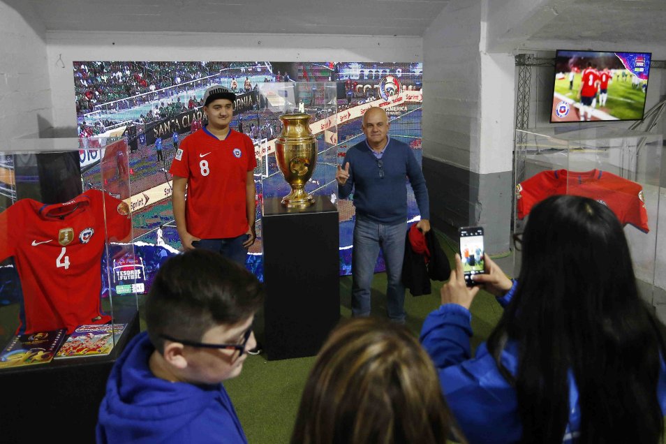 Gran éxito tuvo la primera jornada del Tour y Museo: “Los Tesoros del Fútbol”