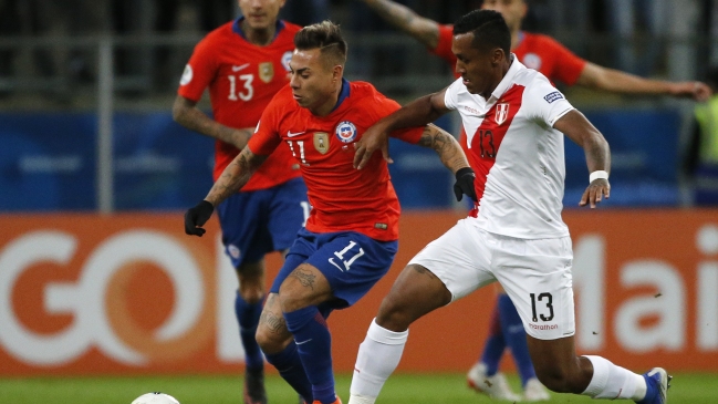 Peruano Renato Tapia rechazó millonaria oferta de club ruso pese a que Feyenoord no lo tiene considerado