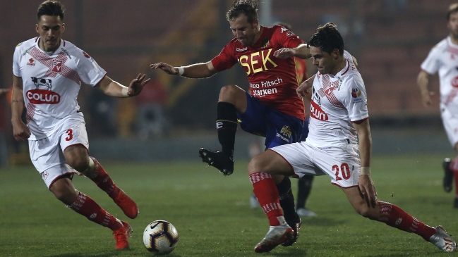 U. Española y Valdivia firmaron empate y dejaron abierta la llave de octavos de final de Copa Chile