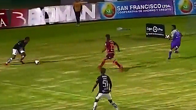 Gabriel Torres debutó con un golazo en Independiente del Valle