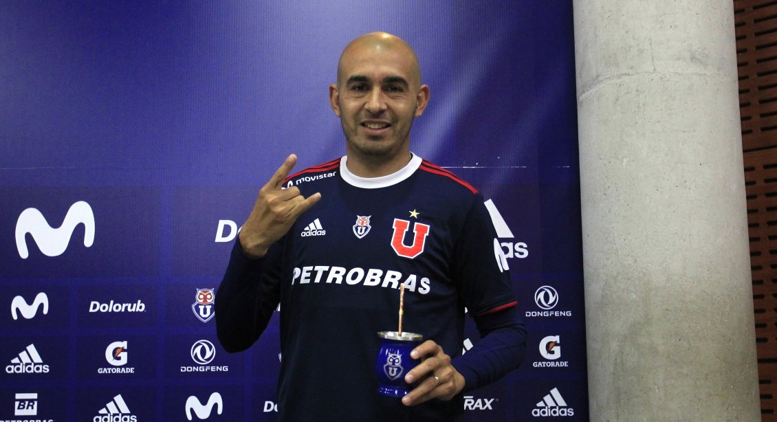 La presentación de Marcos Riquelme como refuerzo de Universidad de Chile