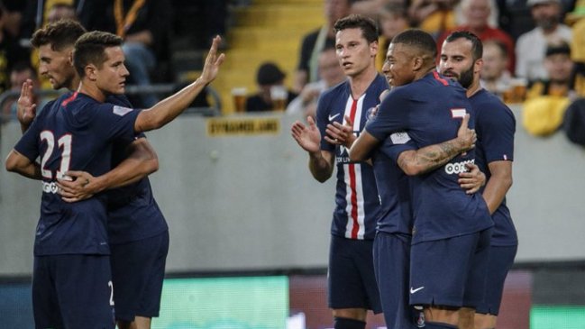 Mbappé deslumbró con dos golazos en arrollador triunfo de PSG en un amistoso