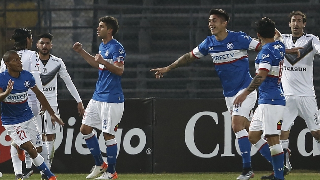 Valber Huerta selló el triunfo de U. Católica sobre Santiago Morning con un potente cabezazo