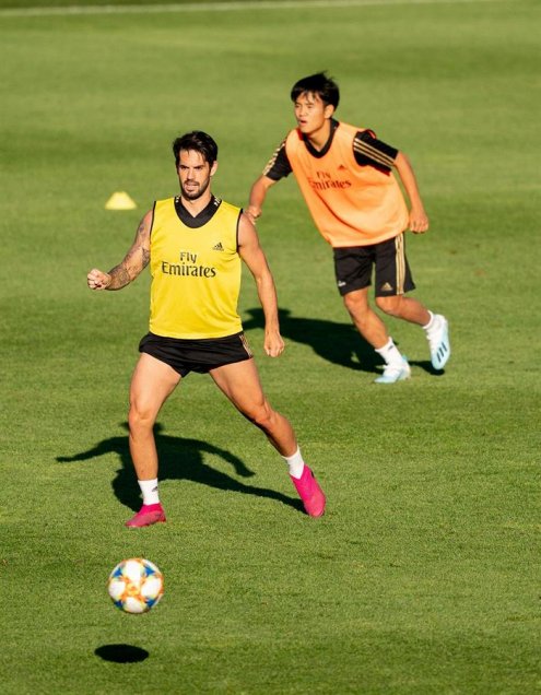 Real Madrid realizó su séptima jornada de preparación frente a miles de hinchas