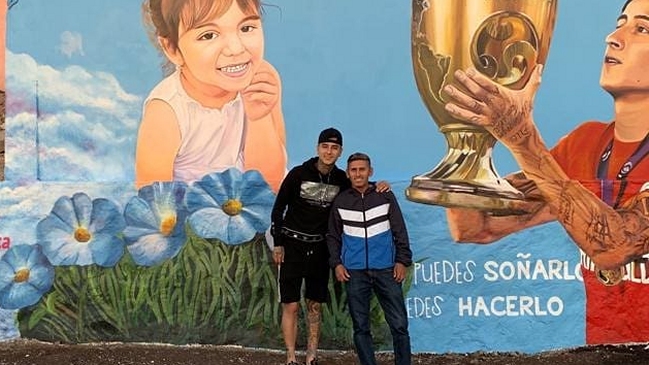 Erick Pulgar tiene su propio mural en Antofagasta
