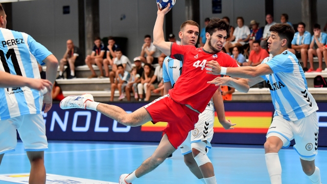 Chile logró su primer triunfo en el Mundial Junior de Balonmano tras vencer a Argentina