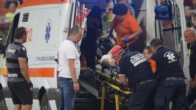 Técnico de equipo rumano sufrió un infarto en pleno partido