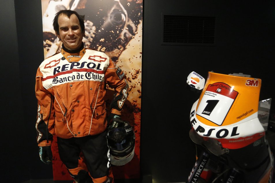 Así lucen las figuras del deporte chileno en el Museo de Cera en Las Condes