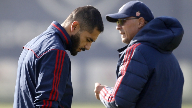 Johnny Herrera: Con Arias arreglaría las cosas a la antigua, pero no se puede