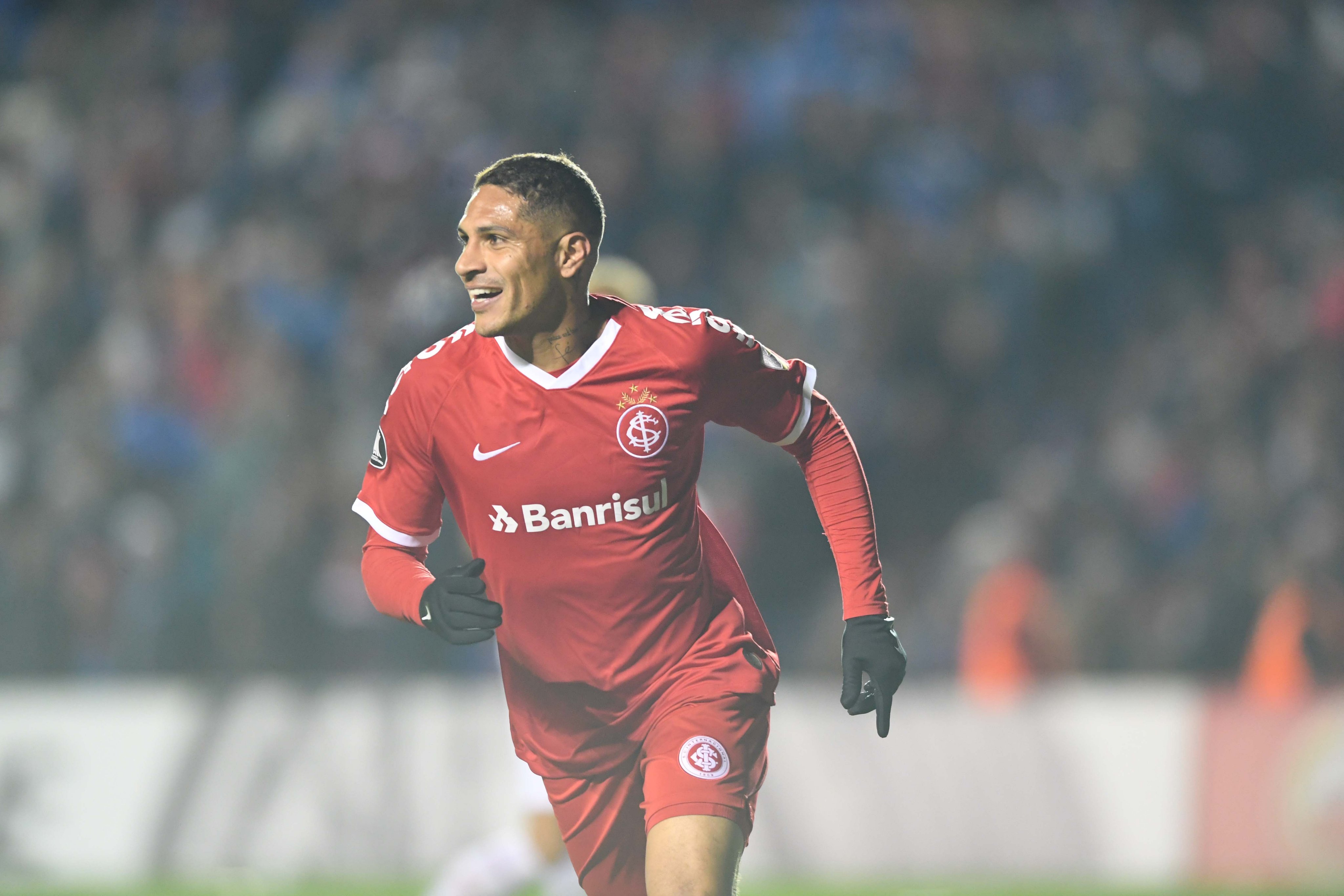 Inter de Porto Alegre triunfó sobre Nacional con gol de Paolo Guerrero en el epílogo