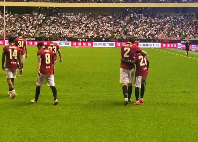 Los goles de la victoria de Manchester United ante Tottenham Hotspurs en China