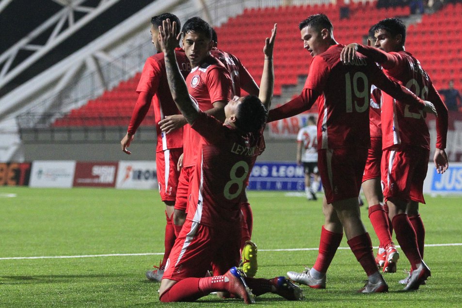 Unión La Calera rindió en casa frente a Curicó Unido y logró importante salto en la clasificación