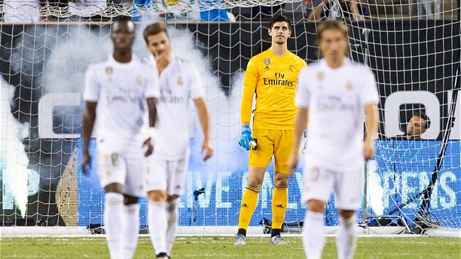 Thibaut Courtois sufrió esguince de tobillo y quedó en duda para el inicio de la liga española