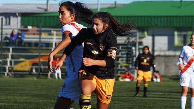 Delfín SC confirmó a las chilenas Viviana Torres y Daniela Ceballos como nuevas jugadoras