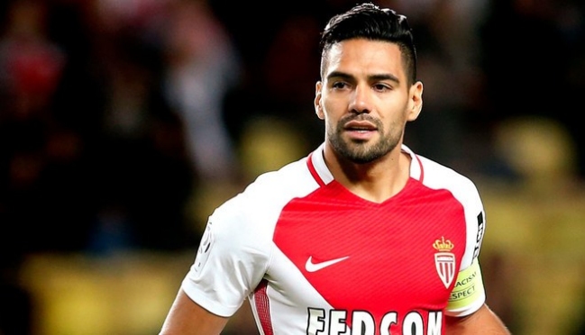 AS Monaco pretende vender a Falcao y ya le tiene reemplazante