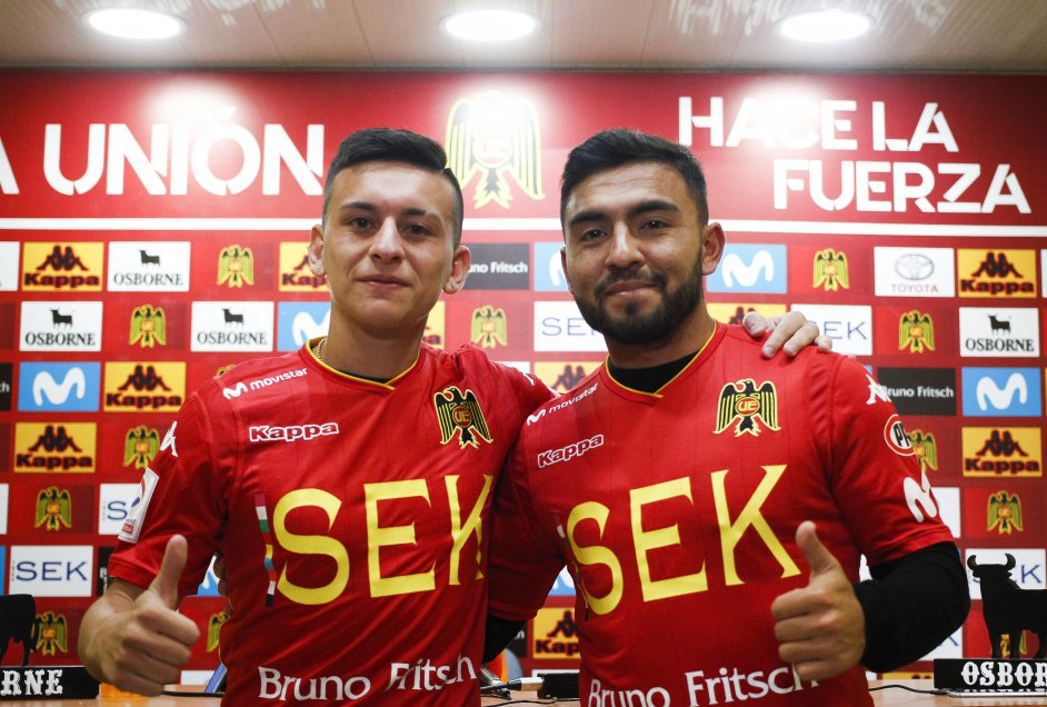 Unión Española presentó a Pablo Aránguiz y Mario Sandoval