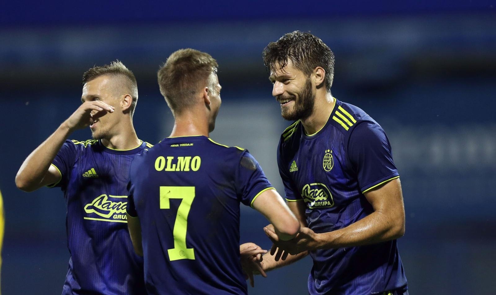 Dinamo Zagreb ratificó favoritismo y con goleada avanzó en la fase previa de la Champions