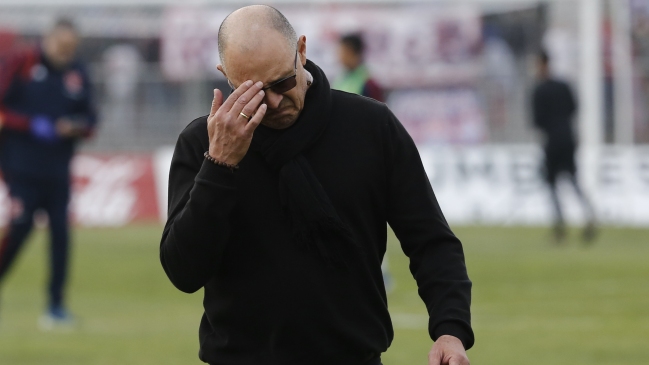 Alfredo Arias planea cambio de esquema para duelo ante Audax Italiano