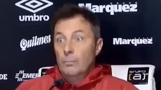 Frank Kudelka se enteró en plena conferencia de prensa de la suspensión de duelo de Newell’s